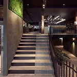 Hotel Met
