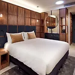 Hotel Met 4*