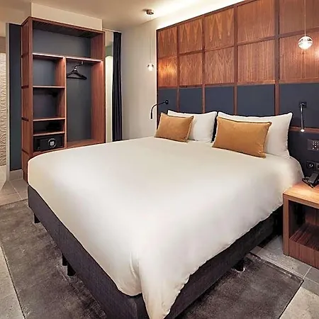 Hotel Met 4*