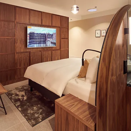 Hotel Met